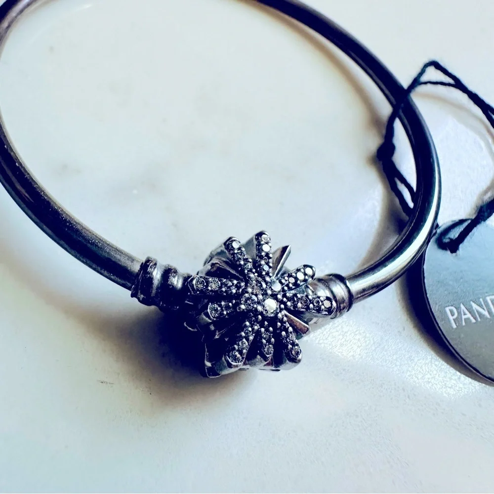 NWT Pandora Black Friday Limited Edition The Best is Yet to Come Bangle 2018